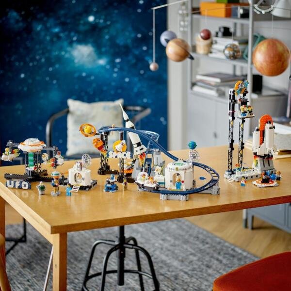 Set de juguetes de construcción LEGO® Creator 31142 Montaña Rusa Espacial 874 piezas - Imagen 4