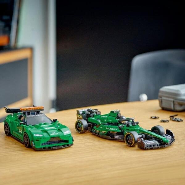 LEGO® Speed Champions Safety Car de Aston Martin y AMR23 76925 - Imagen 4